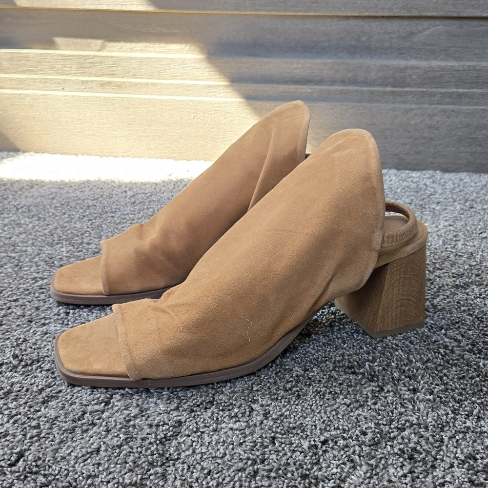 Diba True Tooda Loo Sandal Tan Block Heel NEW size 10